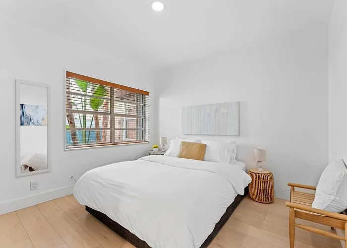 Beautiful Apt In Victoria Park